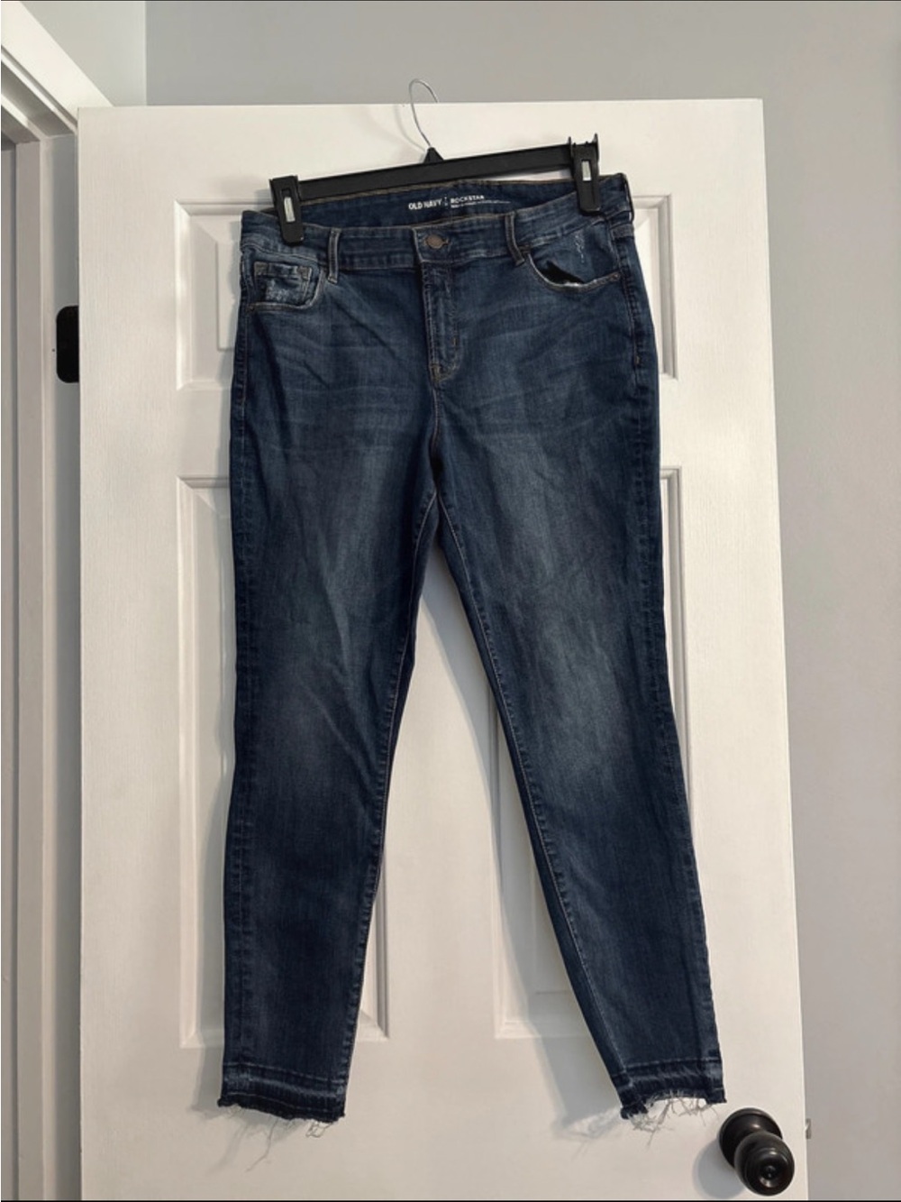 Old Navy rockstar built-in sculpt jeans size 14 regular raw edge hem
